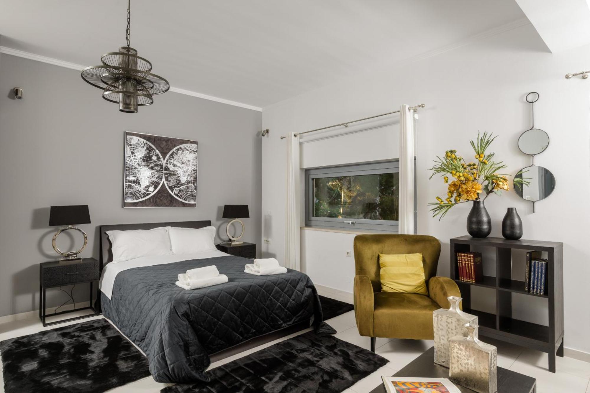 Byron Luxury Apartments 艾伊翁 外观 照片
